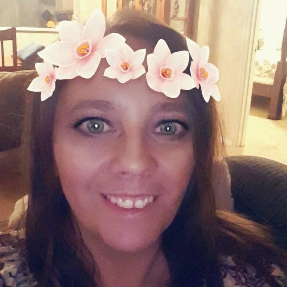 Meet your Posher, Velissa